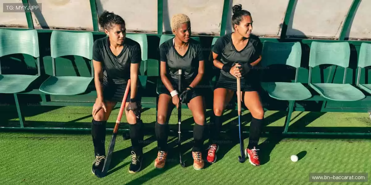 🎁 热爱永不缺席！官方正品周边，把偶像的力量穿在身上，握在手里！